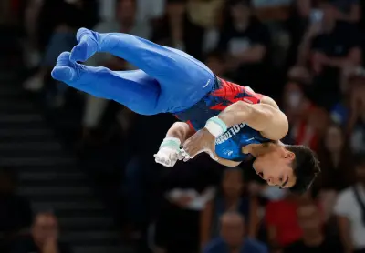 Ángel Barajas brilla en Croacia: oro en paralelas y bronce en barra fija
