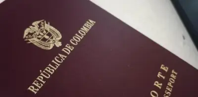 Pasaporte colombiano escala al puesto 34 en ranking mundial pese a perder destinos sin visa