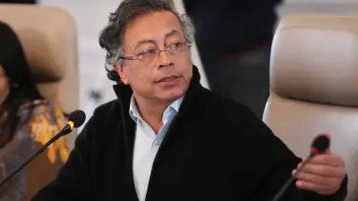 Petro califica de 'monstruosidad' aranceles del 100% de Ecuador y advierte sobre fin del Pacto Andino