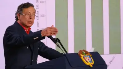 Petro defiende su gestión, anuncia medidas contra EPS y vincula atentado con Ecuador