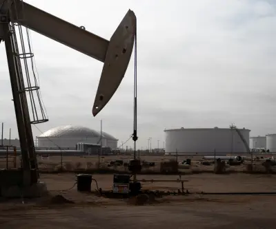 Producción petrolera de EE.UU. caerá hasta 2035 por precios bajos del crudo, según informe oficial