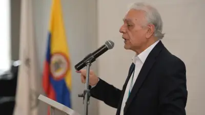 Renuncia el Superintendente Nacional de Salud Bernardo Camacho tras cinco meses en el cargo