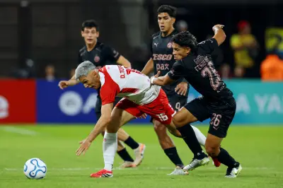 Santa Fe cae ante Platense y complica su futuro en la Libertadores