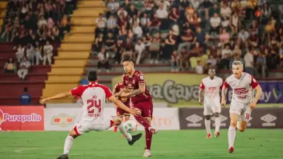 Santa Fe y Tolima empatan en partidazo que mantiene viva la lucha por la clasificación