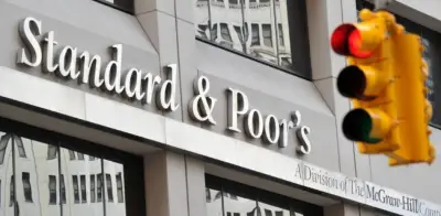 S&P rebaja calificación crediticia de Colombia por déficits fiscales persistentes y alta deuda