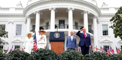 Trump recibe al rey Carlos III y elogia a británicos como 'amigos más cercanos'