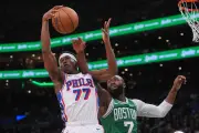 76ers igualan serie ante Celtics con victoria contundente en TD Garden