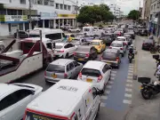 Cierre en Carrera 1 por seguridad genera caos vial en el norte de Cali