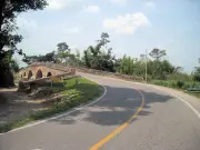 Colapsa el histórico Puente de los Esclavos en el Cauca tras creciente súbita del río Güengüé