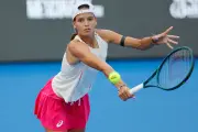 Colombia sin representación en Madrid: Arango cae ante Noskova