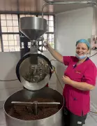 De la tostión al liderazgo: la historia de la Mujer del Año en Santander