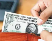 Dólar en Colombia registra caída del 14% en el último año mientras la TRM se ubica en COP 3.675,81