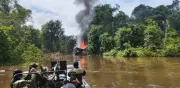 Ejército destruye maquinaria de minería ilegal en Amazonas y Putumayo que financiaba a 'Comandos de Frontera'