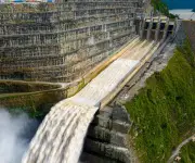 Embalse Ituango reduce su nivel y podría finalizar vertimientos tras 40 días continuos