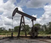 Empresa estadounidense George E. Warren comprará crudo pesado venezolano en abril-mayo