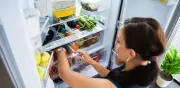 Errores al usar la nevera que dañan alimentos sin que lo note: expertos explican