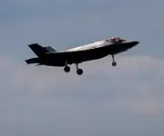 Fuerza Aérea y Armada de EE.UU. planean aumentar flota de F-35 con inversión récord
