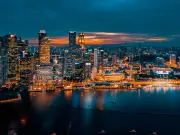 Funcionarios públicos colombianos podrán acceder a becas completas para cursos en Singapur