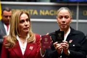 Imprenta Nacional defiende nuevo modelo de pasaportes ante críticas