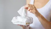 Invima alerta sobre riesgos de mal uso de pañitos húmedos