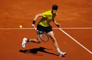 Jannik Sinner reconoce dificultades en Madrid y lamenta ausencias de Alcaraz y Djokovic