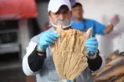 La 'Bendita de Pescado Seco': Una Tradición Familiar que Sazona la Historia Colombiana