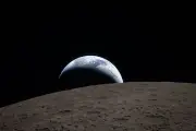 La Casa Blanca revela histórica imagen de la Tierra desde la cara oculta de la Luna