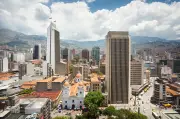 Medellín sanciona 151 alojamientos turísticos por cancelaciones y reventa en Semana Santa