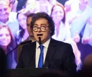 Milei reivindica a Adam Smith como padre de la economía y defiende su vigencia actual