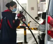 Paraguay multa a 221 estaciones de servicio por graves incumplimientos laborales