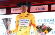 Paul Seixas domina la Itzulia 2026: francés de 19 años gana todas las clasificaciones
