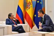 Petro viaja a España para cumbre progresista en Barcelona y anuncia visita a Caracas
