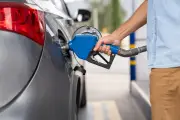 Precio de la gasolina subirá 400 pesos desde el primero de mayo