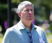 Presidente de Paramount, Jeff Shell, renuncia tras escándalo por demanda millonaria