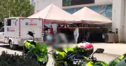 Sicarios en moto asesinan a hombre frente a supermercado en Cartagena