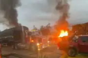 Tragedia en peaje Casablanca: tractomula sin frenos causa choque múltiple y explosión en Zipaquirá