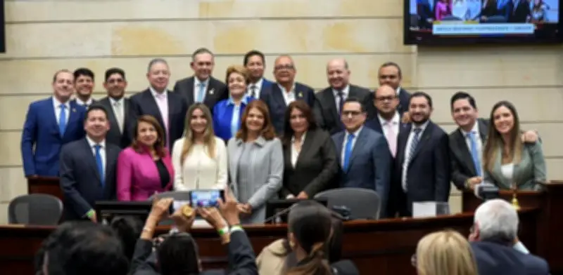 17 congresistas conservadores piden frenar cambios en el Directorio Nacional