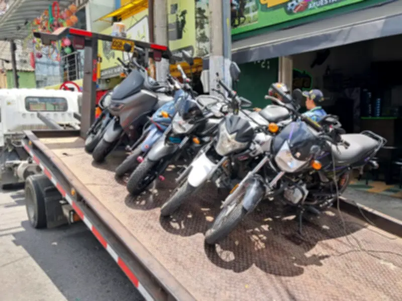 87 comparendos y 50 motos inmovilizadas en operativos de Tránsito en Bucaramanga