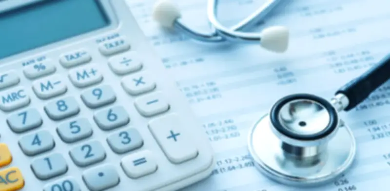 Académicos urgen plan de choque para sanear cartera hospitalaria y ajustar UPC