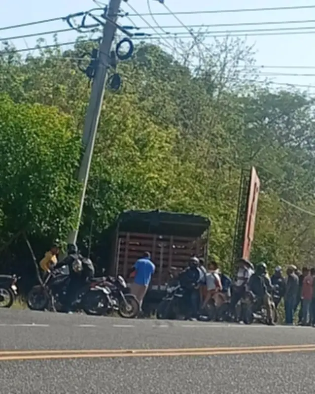 Accidente de tránsito en la Vía del Mar deja padre e hijo heridos