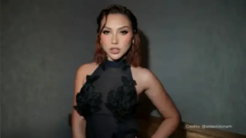 Aida Victoria Merlano vuelve a Colombia y se reencuentra con su hijo