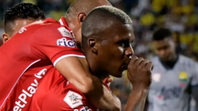 América de Cali pierde a Marlon Torres para duelo clave ante Santa Fe