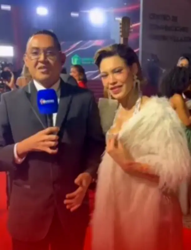 Ana del Castillo viral por entrevista donde descubre su 'voz ñata'