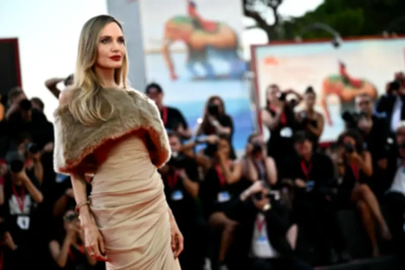Angelina Jolie vende su mansión histórica en Los Ángeles por casi 30 millones de dólares