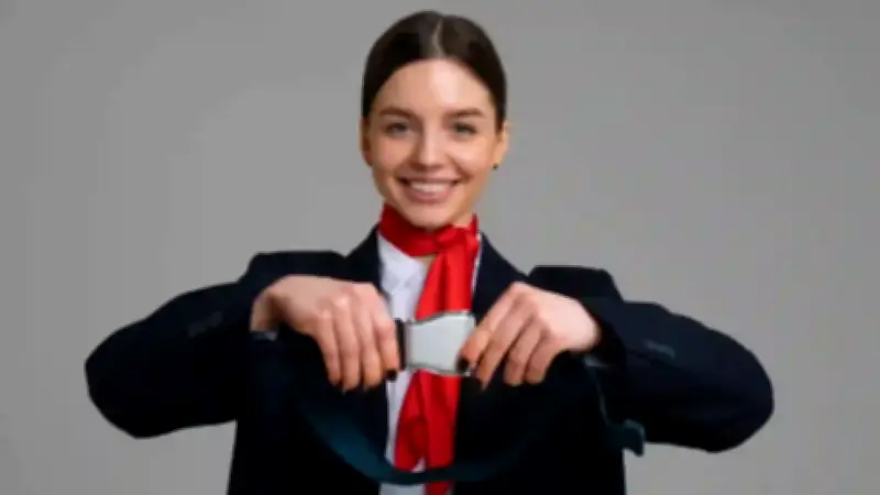 Avianca otorga 30 becas completas para tripulantes de cabina en 2026