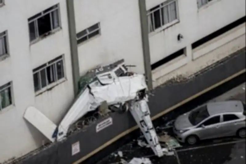 Avioneta se estrella contra edificio en Belo Horizonte: dos muertos