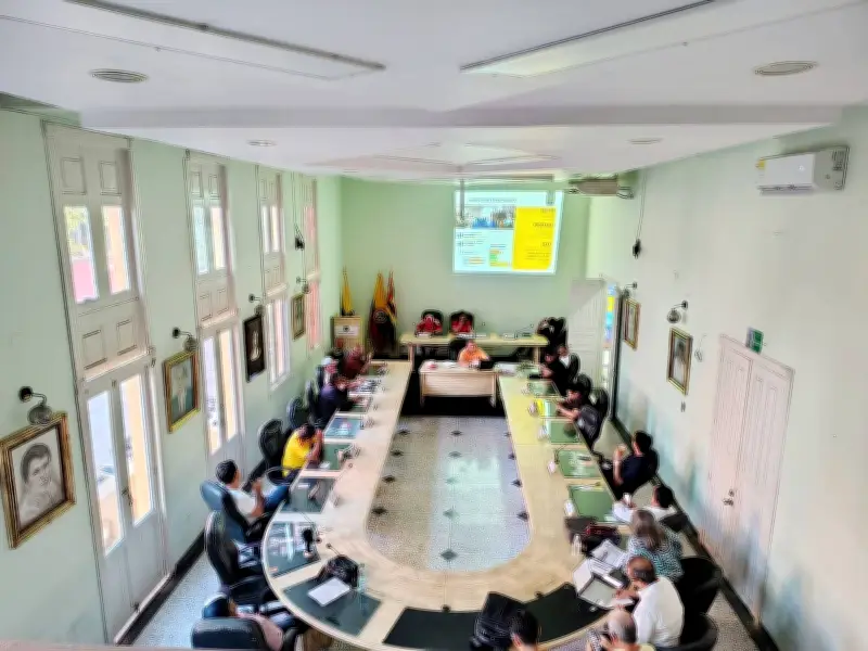 Barrancabermeja aprueba empresa mixta para transición energética