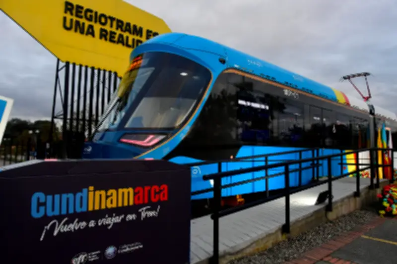 Blanca Inés Durán critica a Galán por inacción en Regiotram del Norte