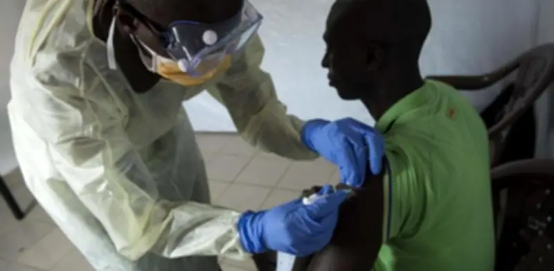 Ébola: OMS alerta por rápida propagación del brote en RD Congo