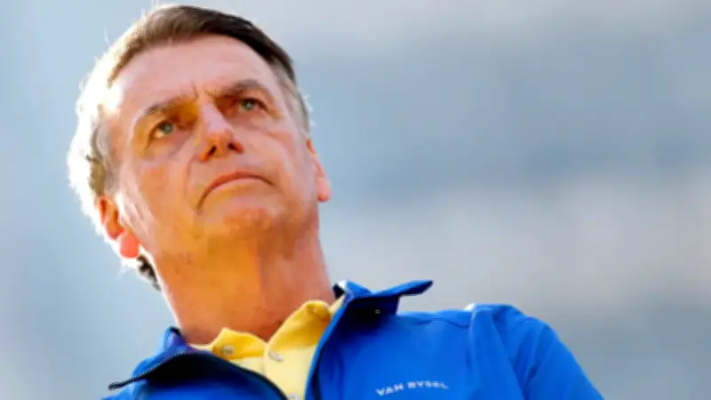 Bolsonaro se recupera tras cirugía de hombro autorizada por el juez De Moraes